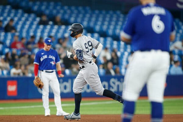 yankees vs toronto blue jays match player stats